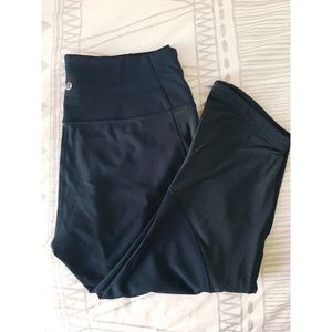 Lululemon Teal Crop Tights Sz 12 Mesh Detail